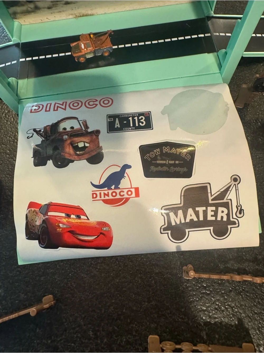 Cars On The Go Mater Playset